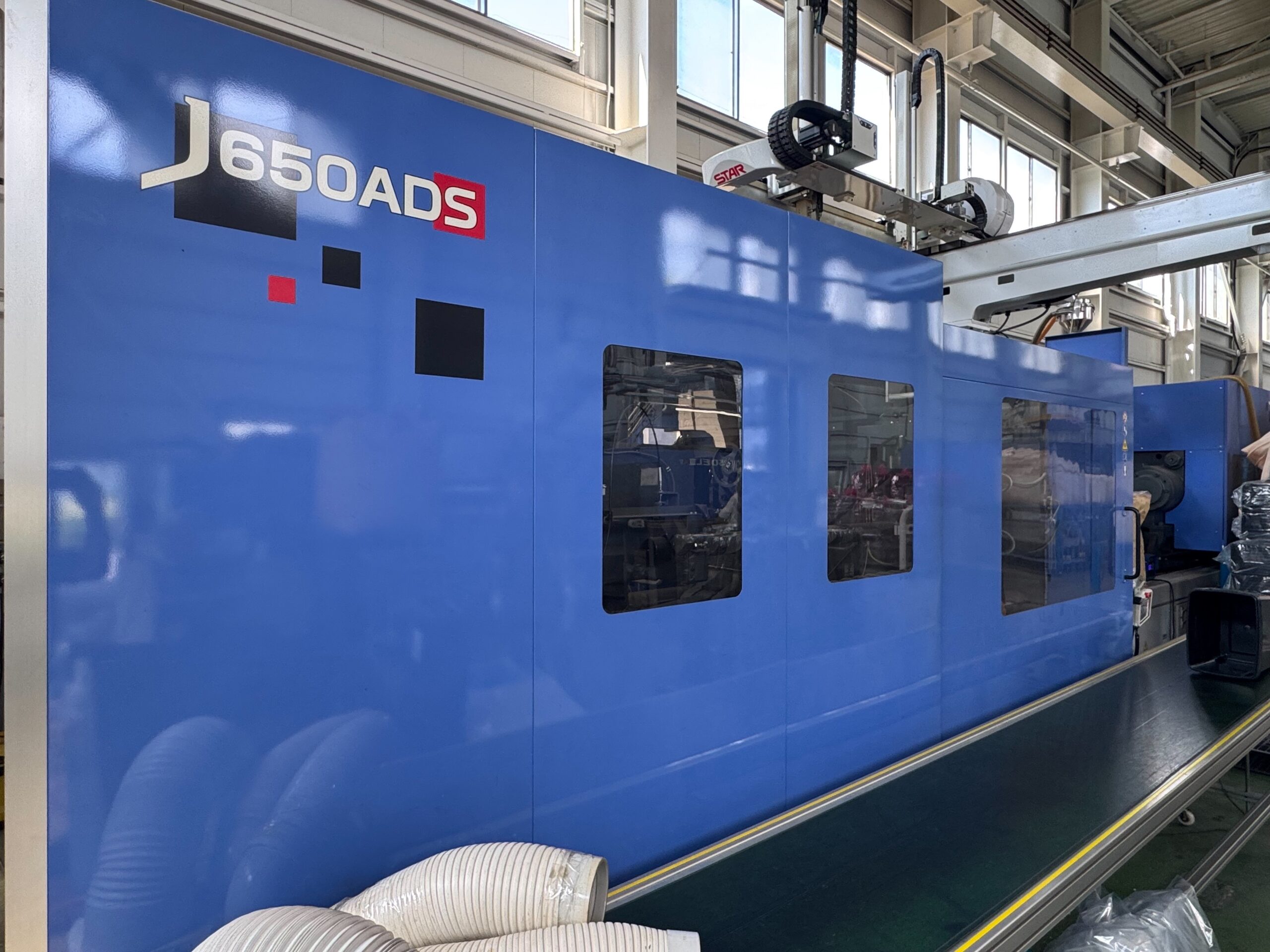 650t 射出成形機